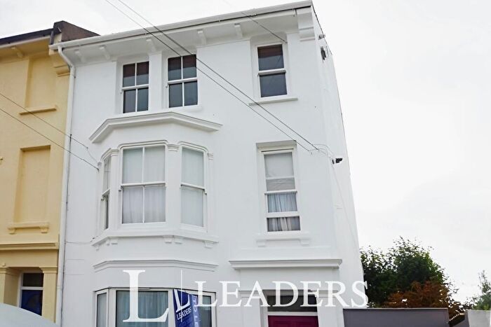 1 Bedroom End Of Terrace House To Rent In Clyde Road, Brighton, BN1