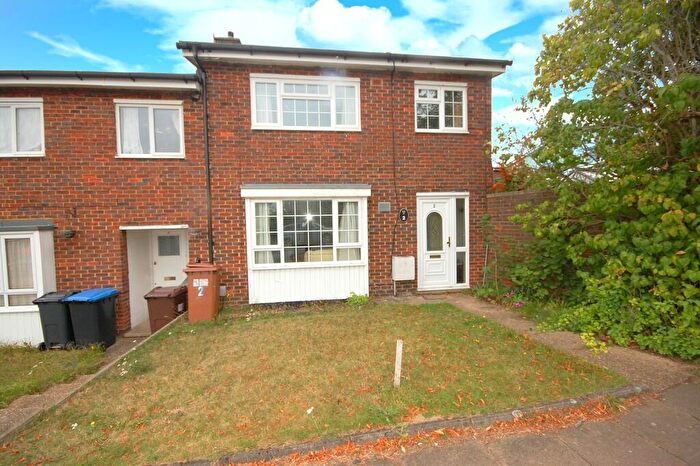 3 Bedroom End Of Terrace House To Rent In Fern Dells, Hatfield, AL10