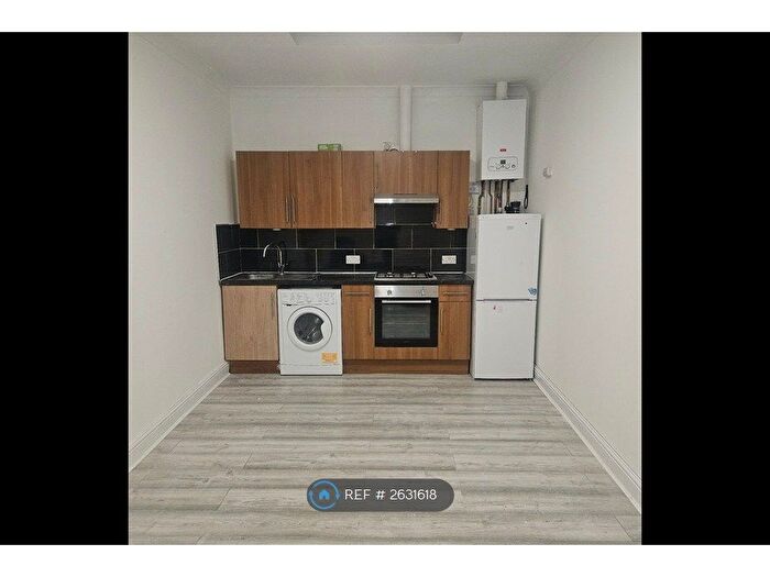 1 Bedroom Flat To Rent In Frimley Road, London, IG3