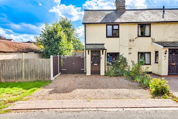 2 Bedroom End Of Terrace House For Sale In New Road, New Road, CM77