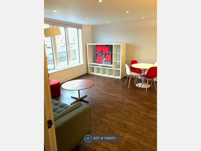 2 Bedroom Flat To Rent In Gauden Road, London, SW4