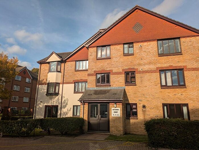 1 Bedroom Flat To Rent In St Annes Rise, Redhill, RH1