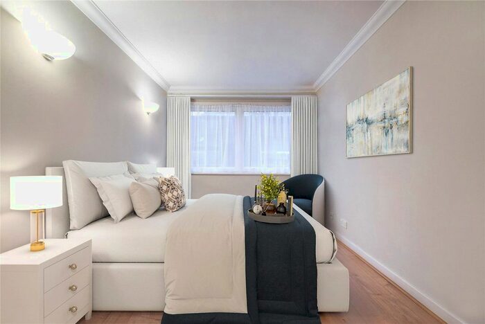 1 Bedroom Flat To Rent In Fitzroy Street, Fitzrovia, London, W1T