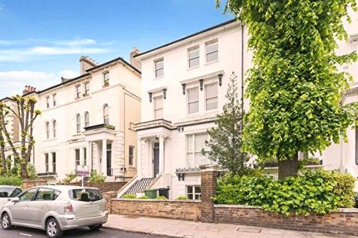 2 Bedroom Apartment To Rent In Priory Road, South Hampstead, London, NW6
