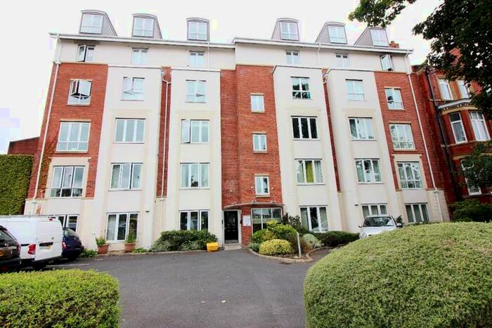 3 Bedroom Flat To Rent In Manchester Road, , Southport, PR9