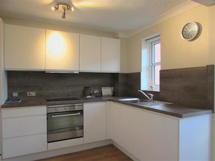 1 Bedroom Flat To Rent In The Drummonds, Dunstable Road, Luton, LU4