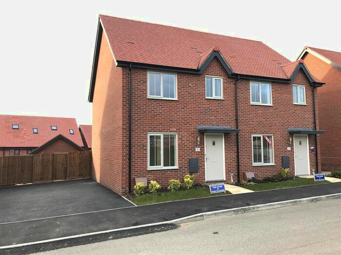 3 Bedroom Semi-Detached House To Rent In St. John Way, Framlingham, Woodbridge, IP13