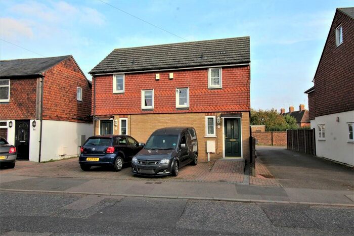1 Bedroom Semi-Detached House To Rent In London Road, Dunton Green, Sevenoaks, TN13