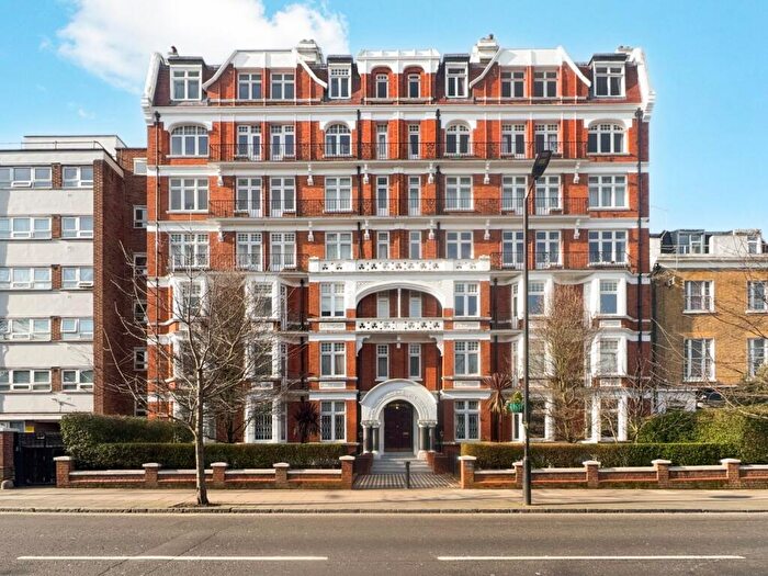 3 Bedroom Flat To Rent In Abbey Court, Abbey Road, NW8
