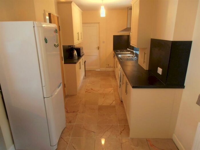 4 Bedroom Private Hall To Rent In Clarence Street, Lancaster, LA1