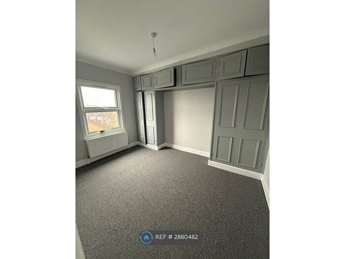 1 Bedroom Flat To Rent In Stanton Court, London, N3