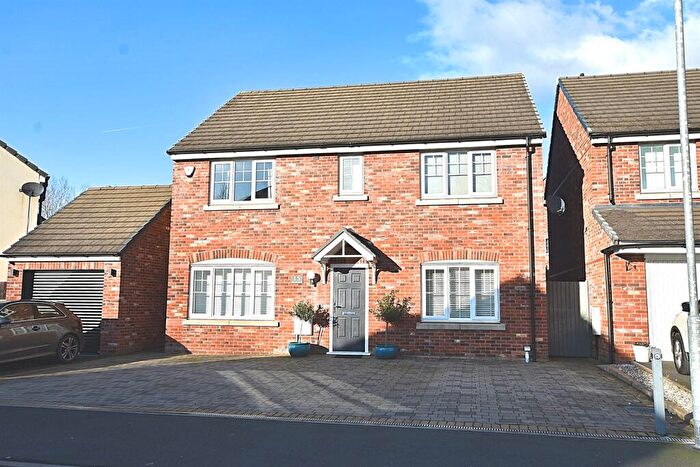 5 Bedroom Detached House For Sale In Cotton Field Road, Holmes Chapel, CW4