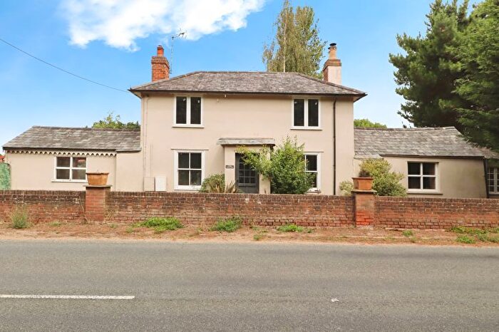 3 Bedroom Detached House For Sale In Harwich Road, Great Bromley, CO7