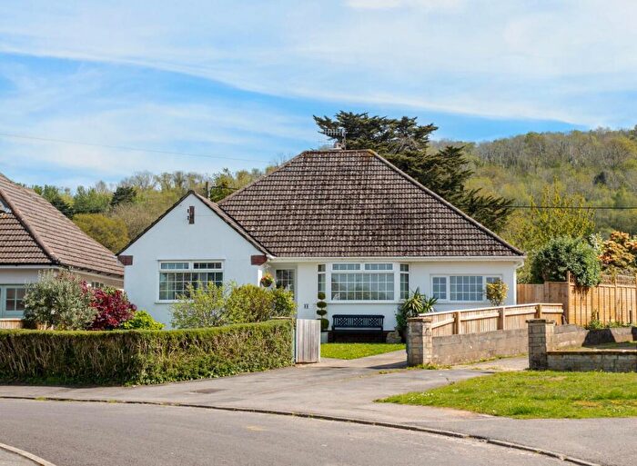 3 Bedroom Detached Bungalow For Sale In Oakleigh Close, Backwell, BS48