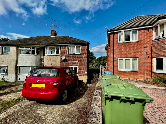 2 Bedroom Apartment To Rent In Gainsford Road, Southampton, SO19