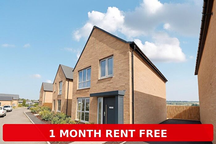 4 Bedroom Detached House To Rent In Ethel Carnie Road, Barrowford, BB9