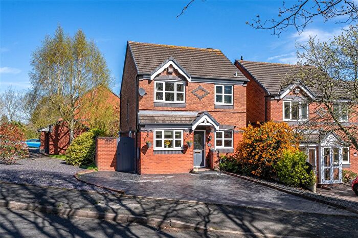 3 Bedroom Detached House For Sale In Bluebell Crescent, Wednesfield, Wolverhampton, West Midlands, WV11