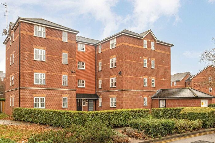 2 Bedroom Flat For Sale In Macmillan Way, Tooting, SW17