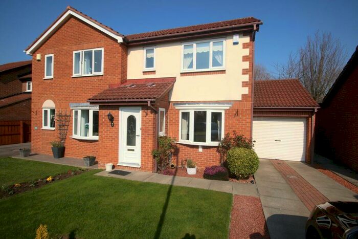 3 Bedroom House To Rent In Agricola Court, Faverdale, DL3