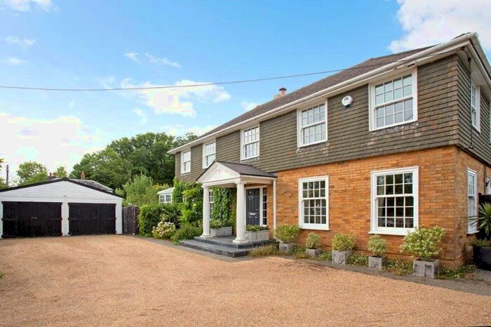 4 Bedroom Detached House For Sale In Heronwood, High Street, Wallcrouch, East Sussex, TN5