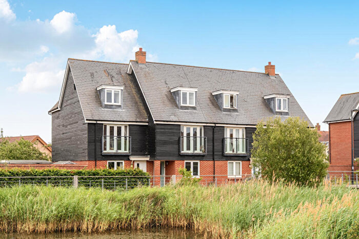 4 Bedroom Terraced House For Sale In Green Lane, Wixams, Bedford, MK42