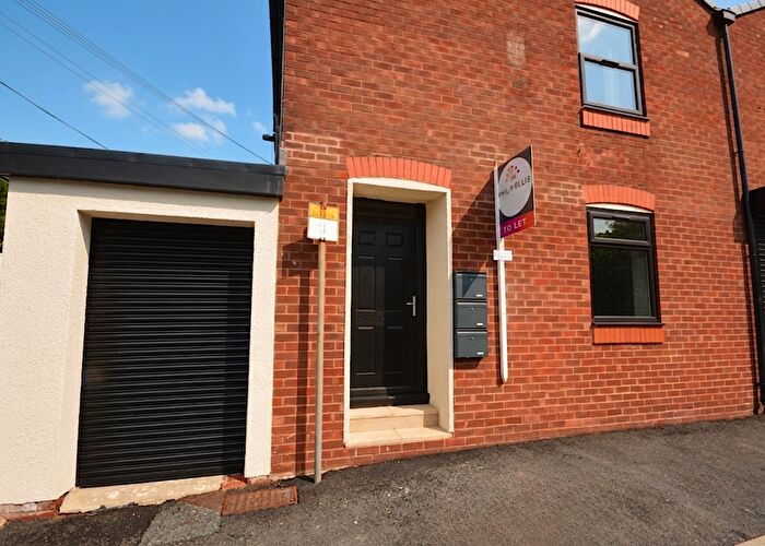 3 Bedroom End Of Terrace House To Rent In Bury Old Road, Prestwich, M25