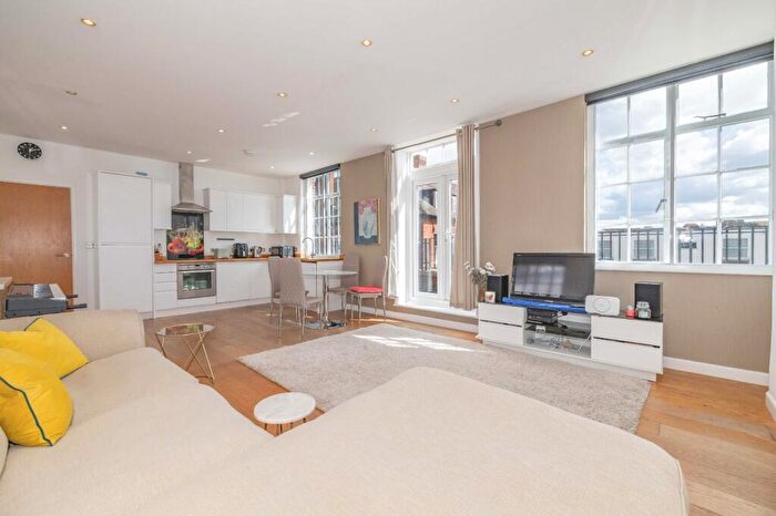 2 Bedroom Flat To Rent In The Old Post Office, Stour Street, Canterbury, Kent, CT1