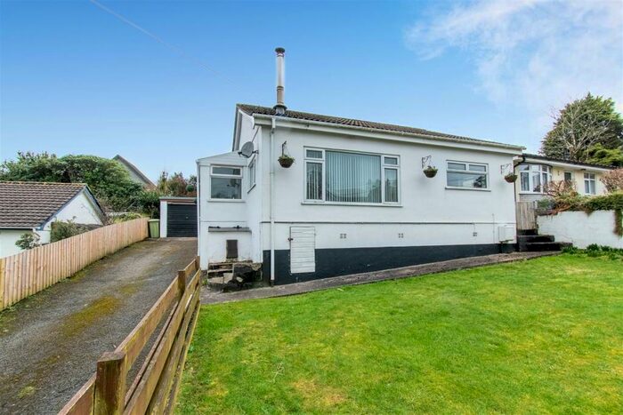 3 Bedroom Detached Bungalow For Sale In Shute Lane, Pensilva, Liskeard, PL14