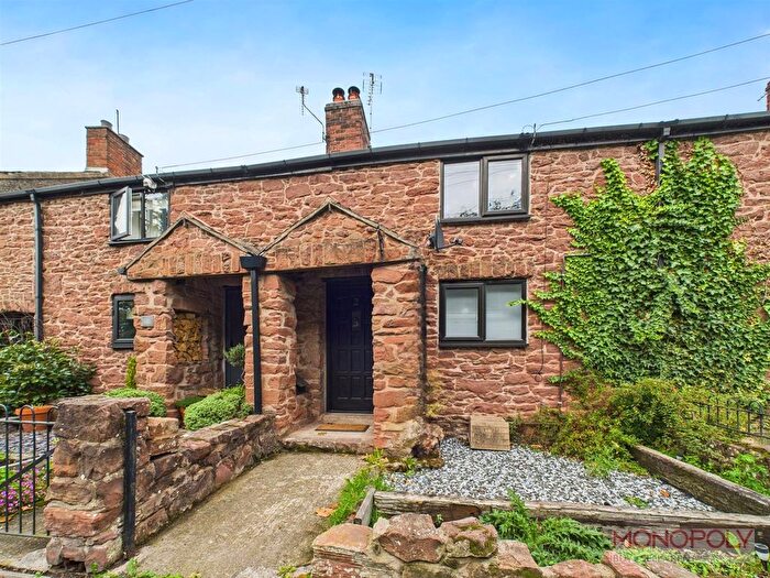 2 Bedroom Cottage For Sale In Wrexham Road, Marchwiel, Wrexham, LL13