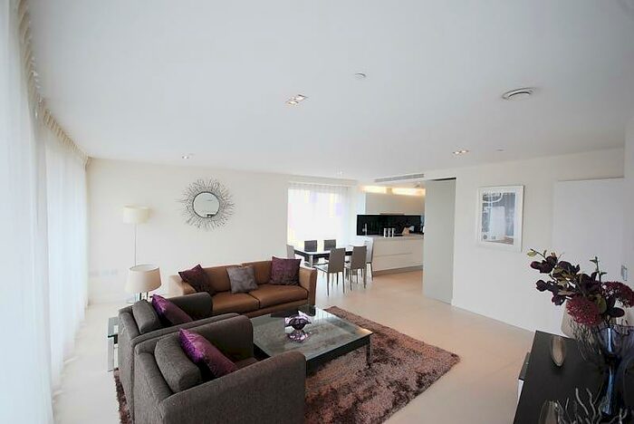 2 Bedroom Apartment To Rent In Bezier Apartments, Old Street, City Road, London, EC1Y