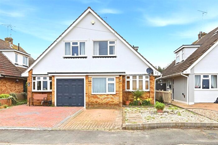 3 Bedroom Semi-Detached House For Sale In Conway Avenue, Great Wakering, Southend-on-Sea, Essex, SS3