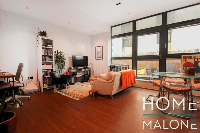 1 Bedroom Flat To Rent In Kingsland Road, E8