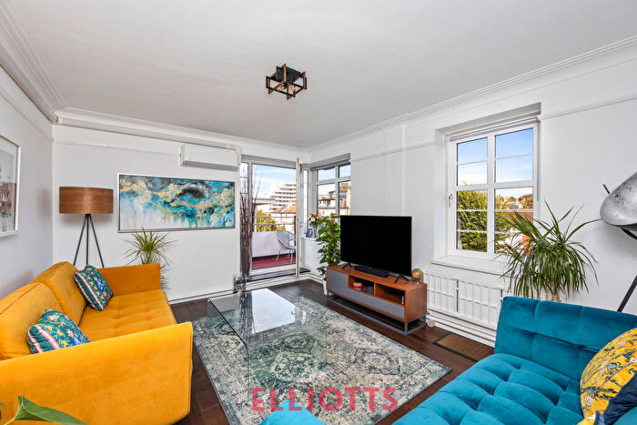 2 Bedroom Apartment For Sale In Wilbury Road, Hove, BN3
