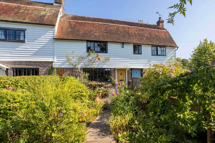 3 Bedroom Cottage To Rent In Back Road, Sandhurst, Cranbrook, TN18