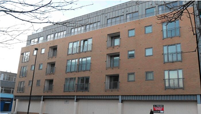 2 Bedroom Flat To Rent In Falkland Street, Liverpool, L3