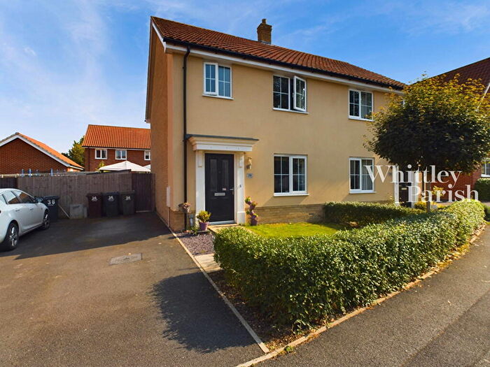 3 Bedroom Semi-Detached House For Sale In Jermyn Way, Tharston, Long Stratton, NR15