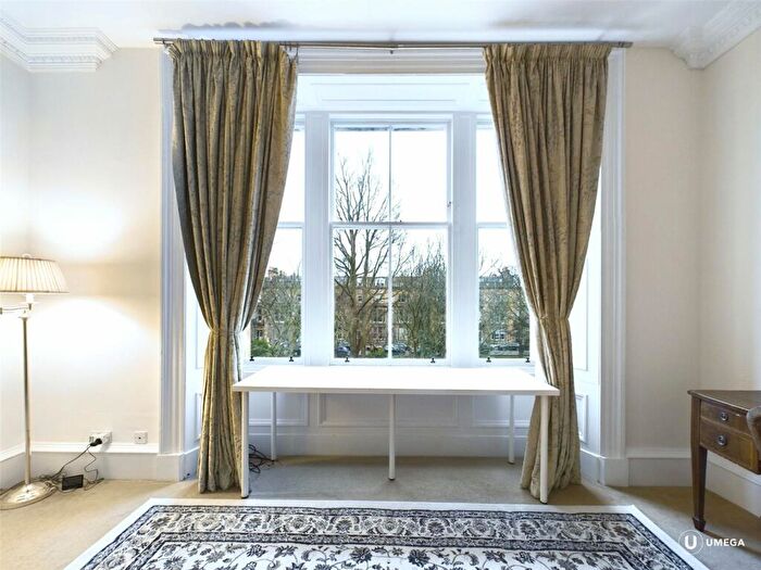 2 Bedroom Apartment To Rent In Learmonth Terrace, West End, Edinburgh, EH4