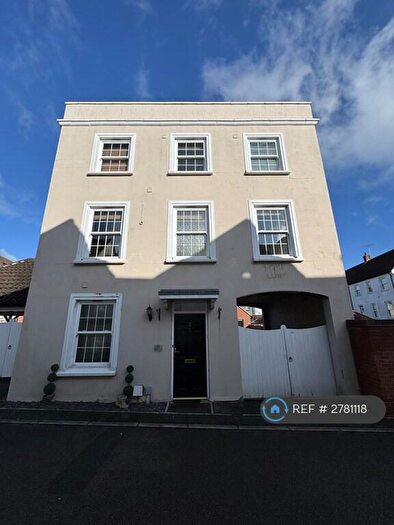 4 Bedroom Detached House To Rent In Cornelius Vale, Chelmsford, CM2