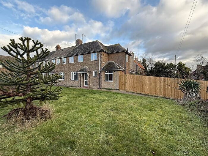 3 Bedroom End Terrace House For Sale In The Leys, Yardley Hastings, Northampton, NN7