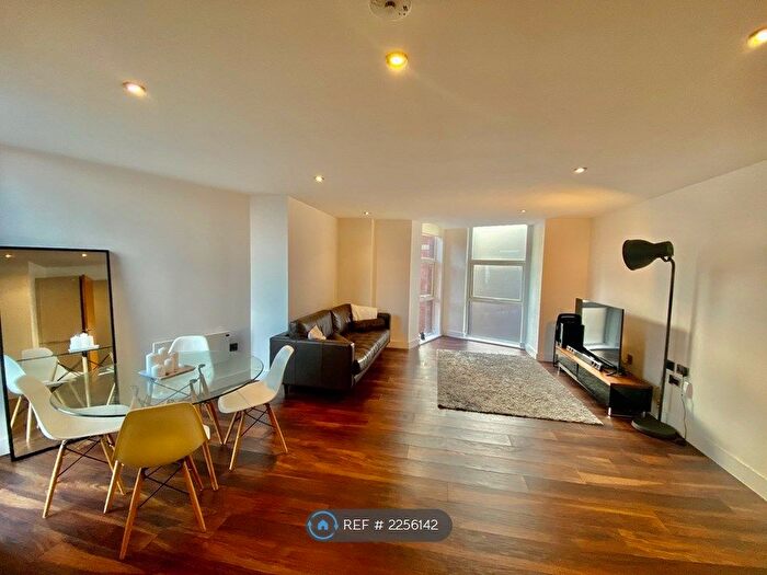 1 Bedroom Flat To Rent In Kennedy Building, Manchester, M4