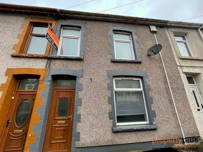 3 Bedroom Terraced House To Rent In Trealaw Road Trealaw - Trealaw, CF40