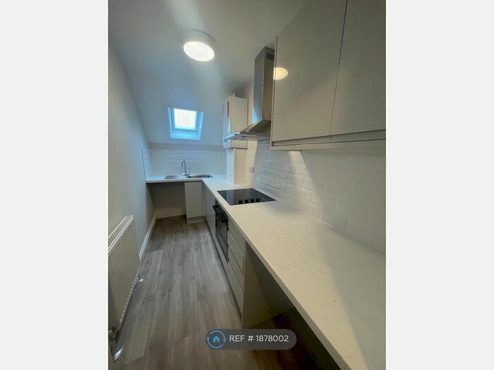 Studio To Rent In Southbourne Road, Bournemouth, BH6