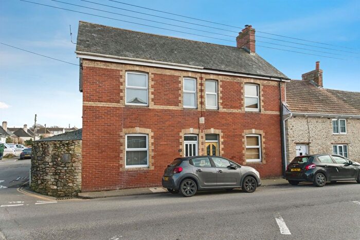 2 Bedroom Semi Detached House For Sale In Musbury Road, Axminster, EX13