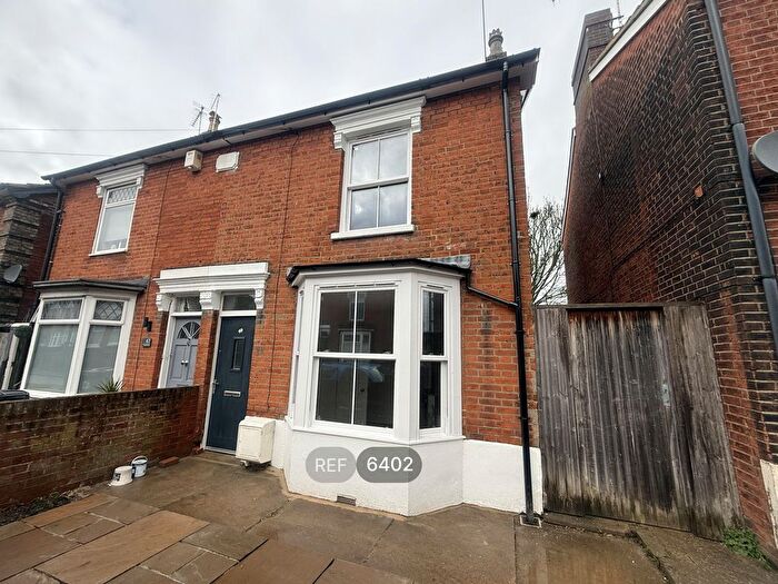 3 Bedroom Semi Detached House To Rent In Lacey Street, Ipswich, IP4
