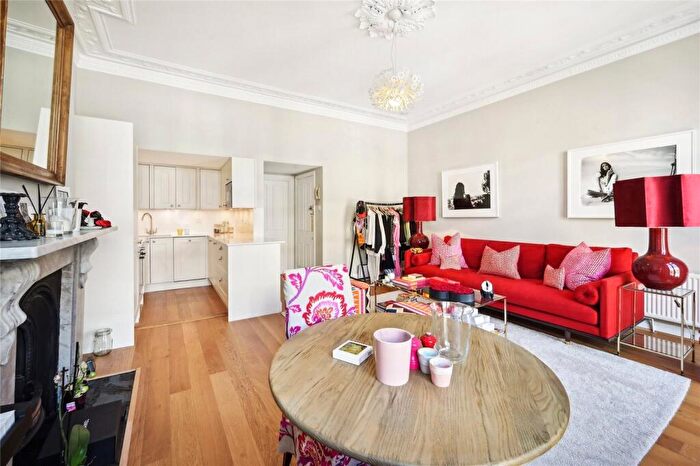1 Bedroom Apartment For Sale In Redcliffe Road, London, SW10