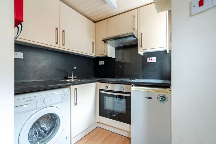 1 Bedroom Studio For Sale In Long Lane, Broughty Ferry, Dundee, DD5