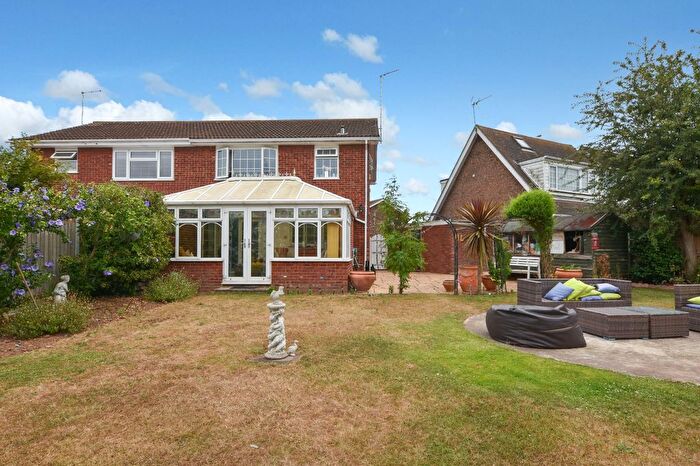 3 Bedroom Semi-Detached House For Sale In Raphael Drive, Shoeburyness, Essex, SS3