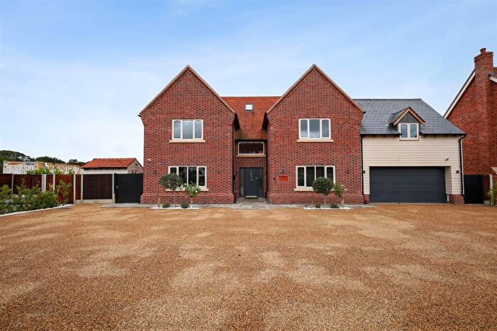 6 Bedroom Detached House For Sale In Waldingfield Road, Sudbury, CO10