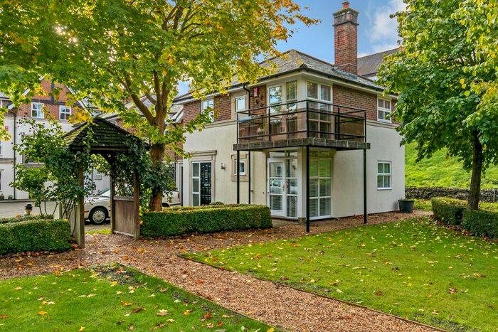 2 Bedroom Semi-Detached House To Rent In Marston Gate, Winchester, SO23