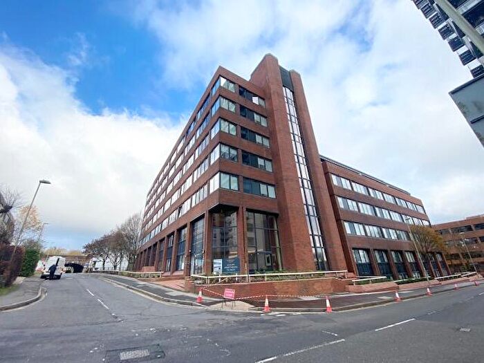2 Bedroom Apartment To Rent In Alencon Link, Basingstoke, RG21